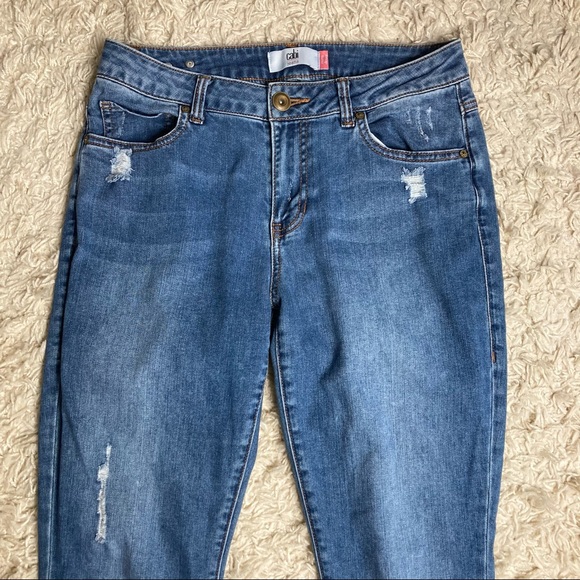 cAbi Distressed Skinny Curvy Medium Wash Jeans Size 8 in EUC - Picture 4 of 11